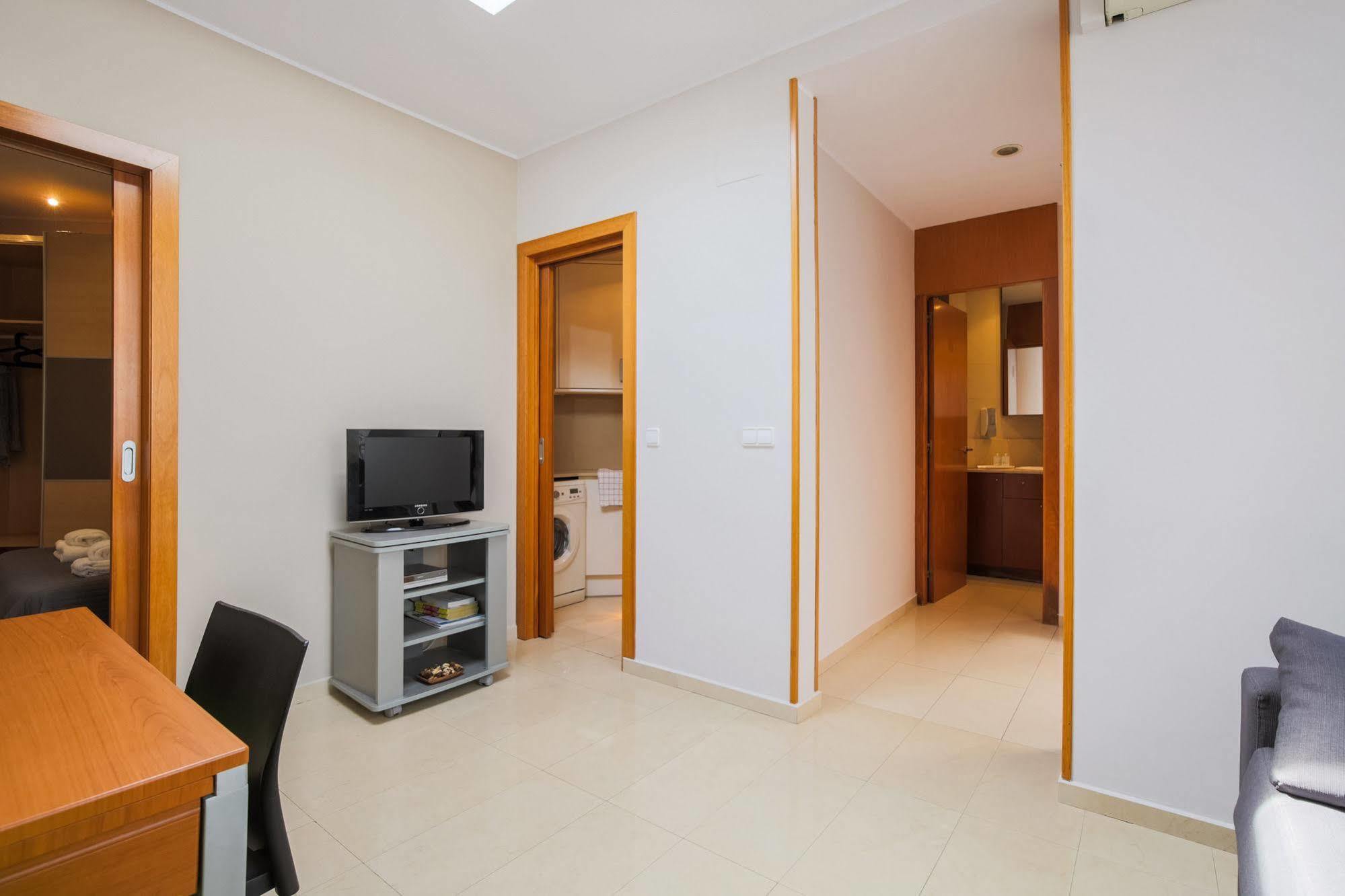 Lodging Apartments City Center-Eixample Барселона Екстер'єр фото