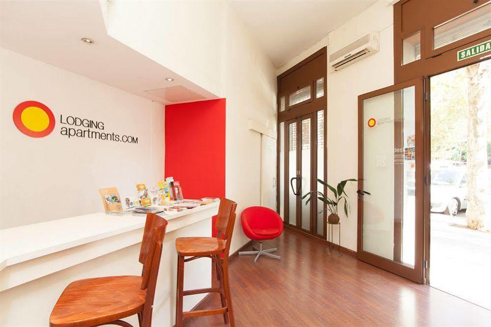 Lodging Apartments City Center-Eixample Барселона Екстер'єр фото